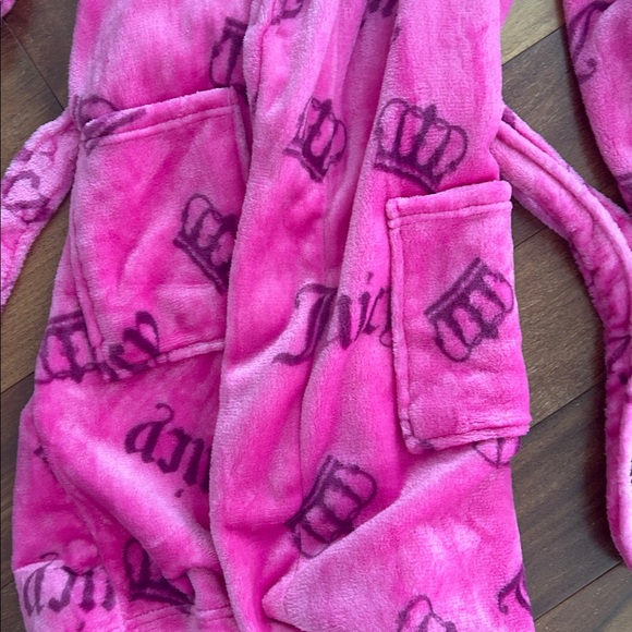 Juicy Couture Pink Robe - NWT - Picture 2 of 8